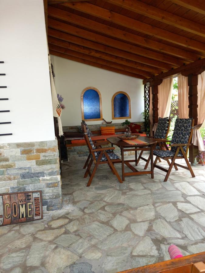 Poly's Sea Side House